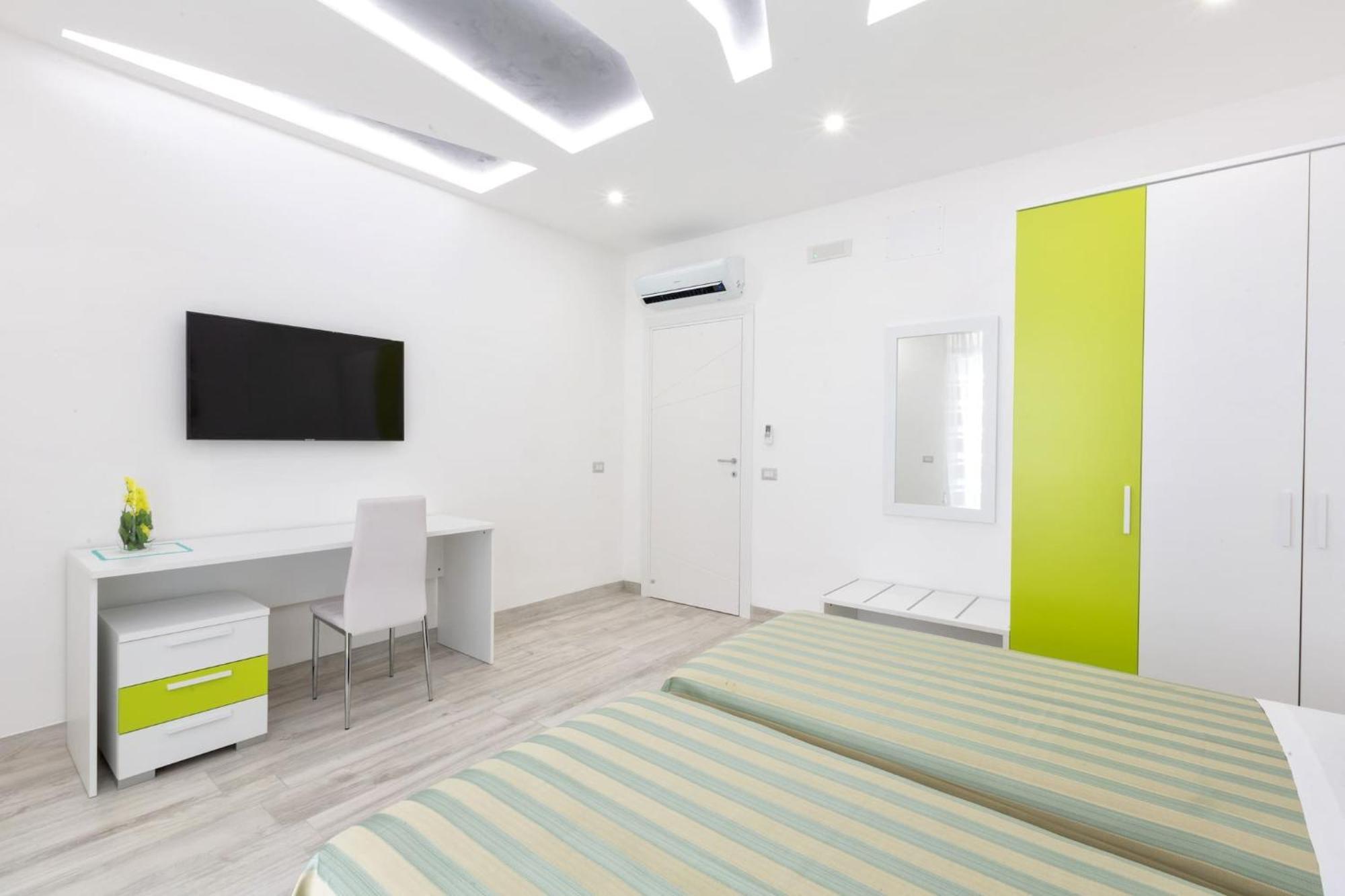 Sorrentovibes - New & Stylish Two Bedroom Apartment With Balconies Esterno foto